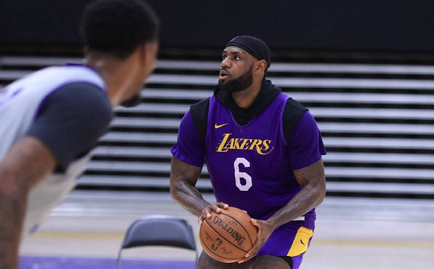 库里VS詹姆斯!湖人勇士附加赛单场定胜负,NBA收视率要爆了