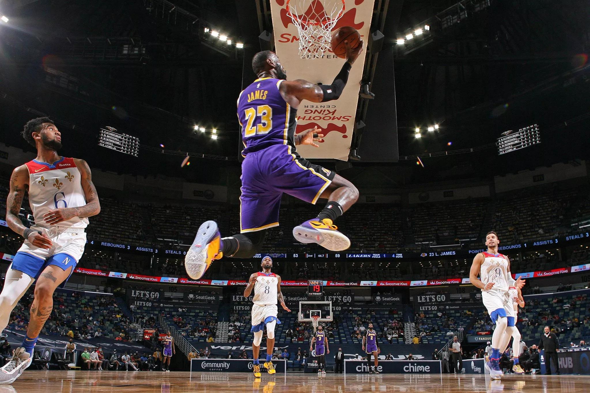 NBA最佳阵容！名记晒个人票选：库里一阵 詹姆斯三阵 无杜兰特哈登