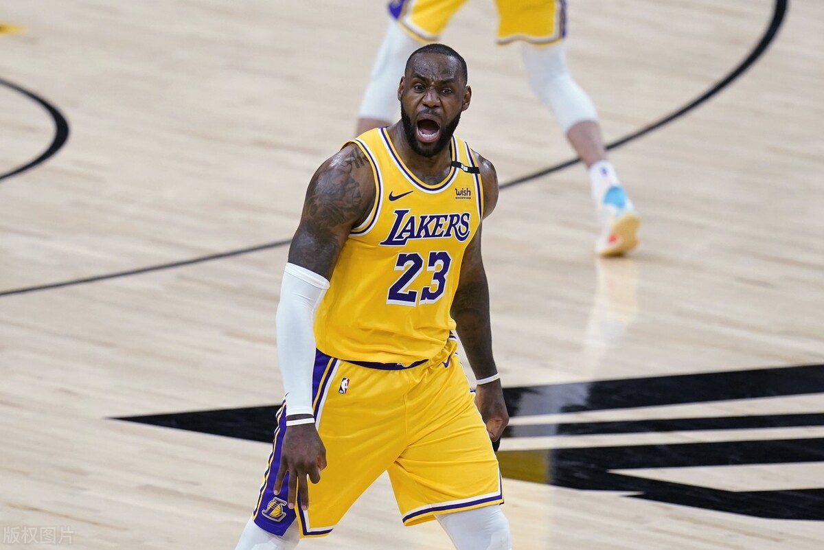 今日NBA：米切尔复出爵士大胜，罗斯重回巅峰，威少被泼爆米花