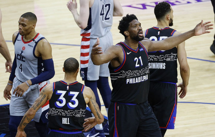 10中2，17中7，NBA历史倒数第一！这才是哈登杜兰特抛弃你的原因