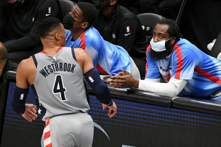 10中2，17中7，NBA历史倒数第一！这才是哈登杜兰特抛弃你的原因