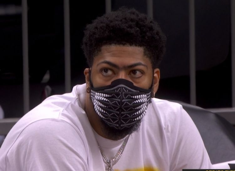 NBA航母开翻了！湖人出局的真正原因：支柱一倒下，全队玩完