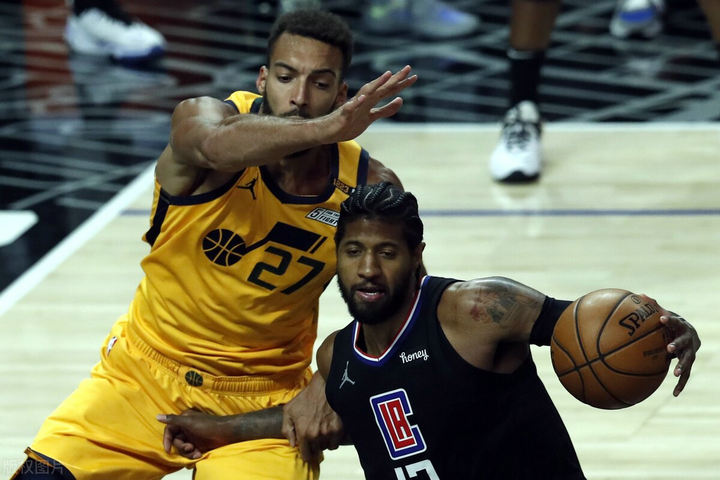 今日NBA：纳什否认字母垫脚，黄蜂对铂金感兴趣，伦纳德力劈华山
